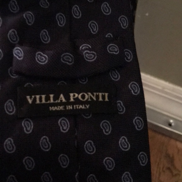 Men’s tie - Picture 2 of 3